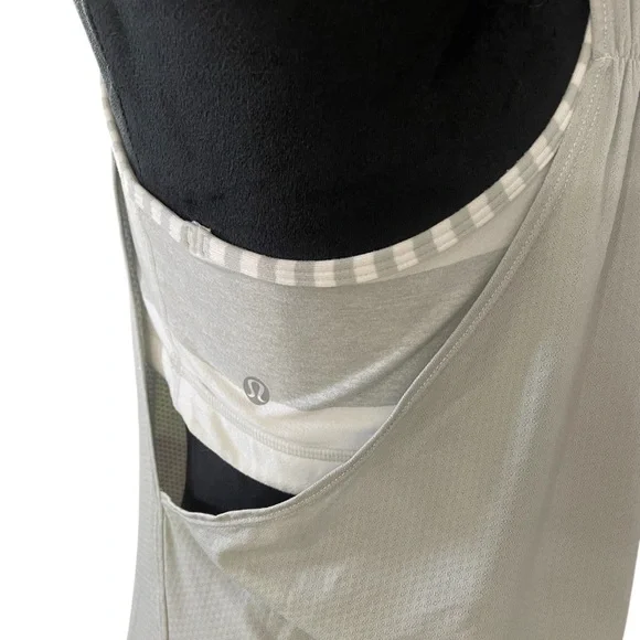 LULU LEMON No limits tank,cream, White & grey airy tan,Size 10 - Picture 4 of 6